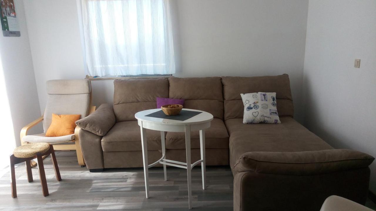 Apartman Perci Vrh Tar-Vabriga ภายนอก รูปภาพ
